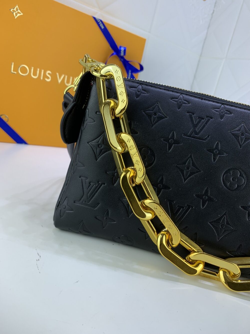 LOUIS VUITTON COUSSIN BB BLACK 21CM M21259 - Image 3