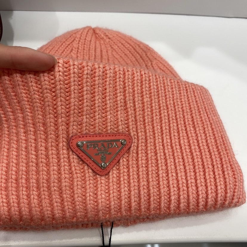 PRADA WOOL AND CASHMERE BEANIE SLIVER PINK - Image 6
