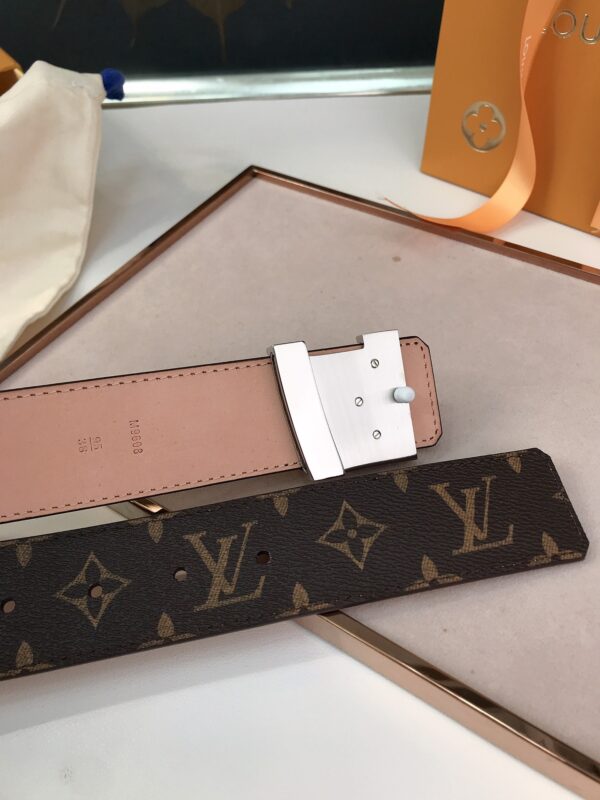 LOUIS VUITTON INITIALES REVERSIBLE MONOGRAM ECLIPSE CANVAS BELT SILVER METAL 4CM - Image 8