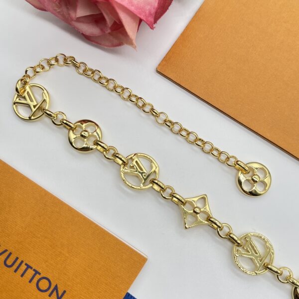 LOUIS VUITTON NECKLACE - Image 3