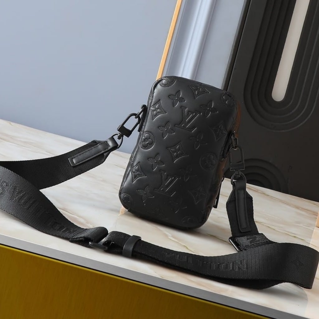 Louis Vuitton Double Phone Pouch NM Black 18Cm M81323 - Image 4