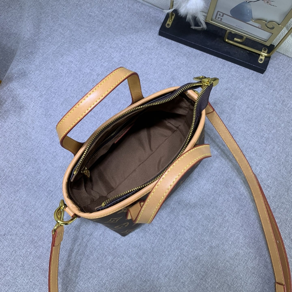 Louis Vuitton Neverfull BB Monogram Brown 24Cm - Image 6