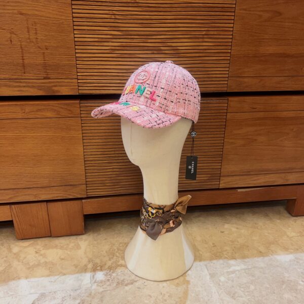 CHANEL FANTASY TWEED MULTICOLOR LOGO BASEBALL CAP HAT PINK - Image 5