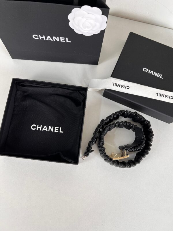 CHANEL BETL WITH GOLD CC LOGO 30MM - Image 8
