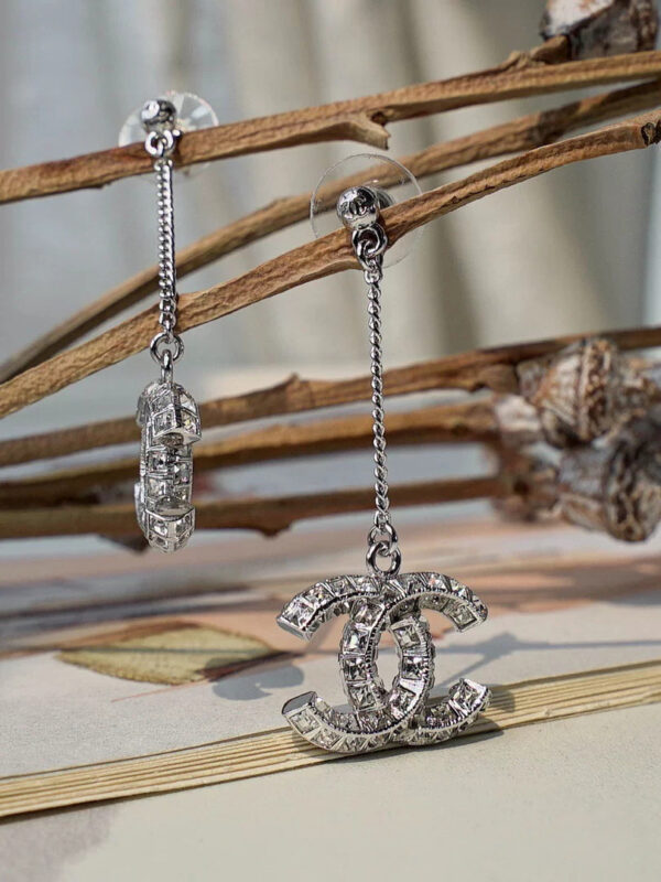 CHANEL CC EARRINGS - Image 7