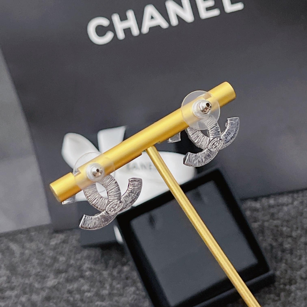 CHANEL CC CRYSTAL STUD EARRINGS METAL SILVER - Image 5