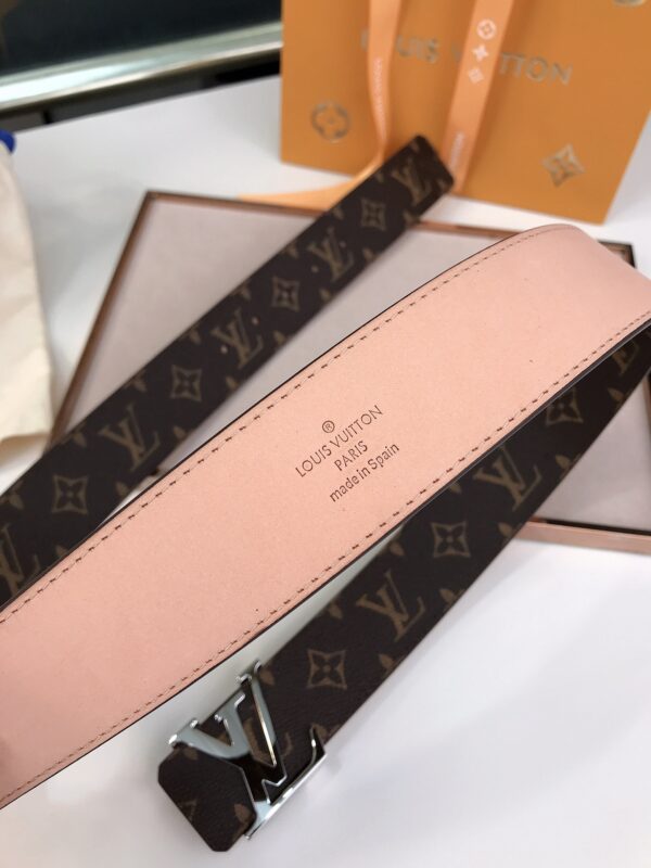 LOUIS VUITTON INITIALES REVERSIBLE MONOGRAM ECLIPSE CANVAS BELT SILVER METAL 4CM - Image 6