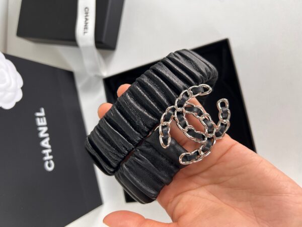 CHANEL CC ELASTIC BELT LEATHER WITH SILVER METAL 30MM - Image 7