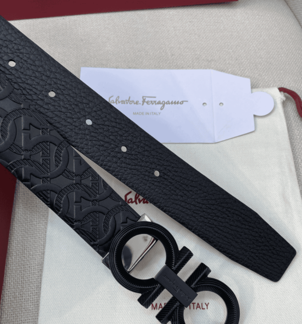 SALVATORE FERRAGAMO GANCINI REVERSIBLE BLACK LEATHER BELT - Image 2
