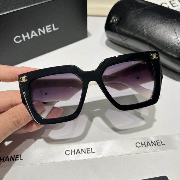 CHANEL VINTAGE BLACK WHITE SUNGLASSES - Image 3