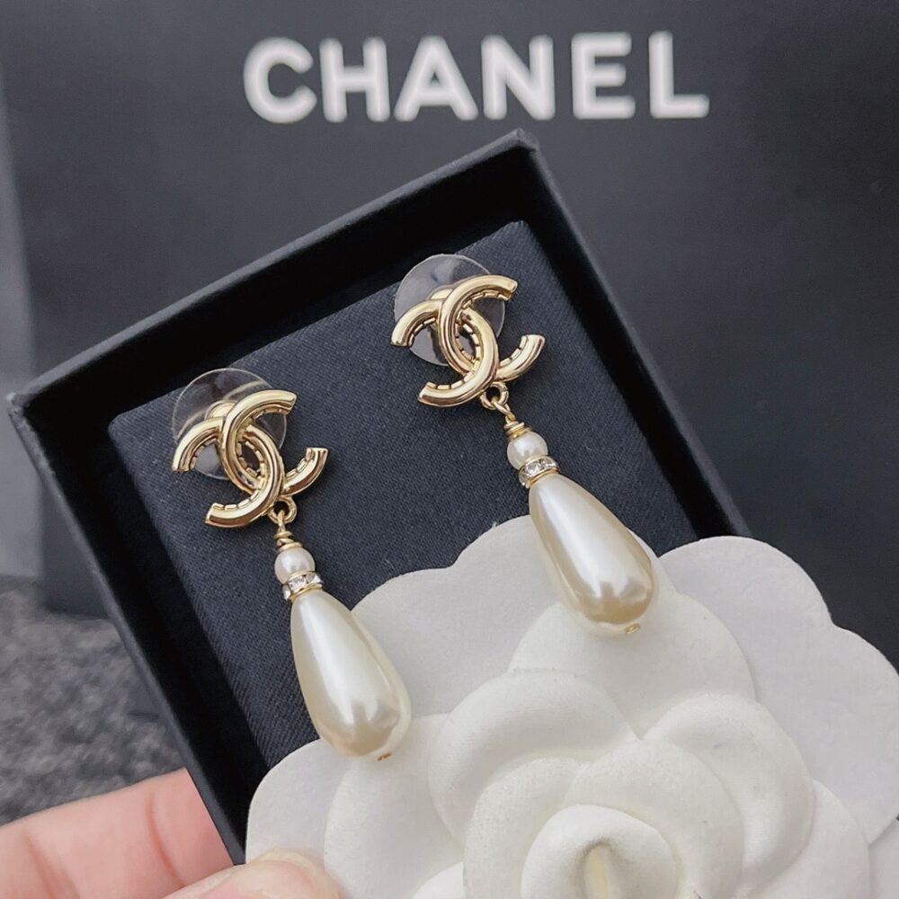 CHANEL CC PEARL DROP EARRINGS A98327 - Image 3