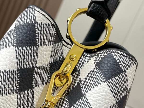 LOUIS VUITTON CAPUCINES BLACK 32CM M20716 - Image 5