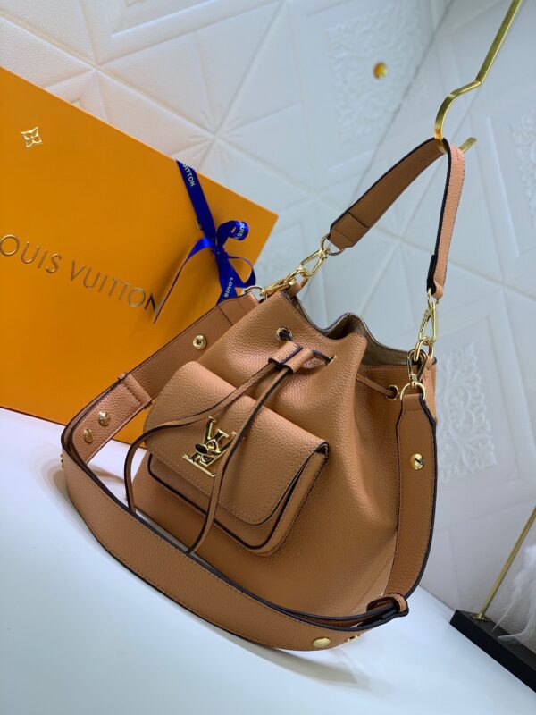LOUIS VUITTON LOCKME BUCKET BROWN 23CM - Image 5