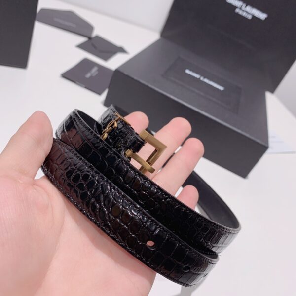 SAINT LAURENT CROC EMBOSSED LEATHER BELT BLACK AND GOLD 26267332 - Image 2