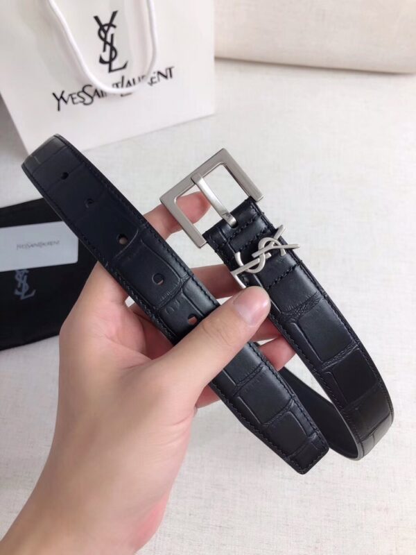 SAINT LAURENT CROC EMBOSSED LEATHER BELT BLACK AND SILVER 26267332 - Image 4