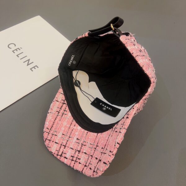 CHANEL FANTASY TWEED MULTICOLOR LOGO BASEBALL CAP HAT PINK - Image 7