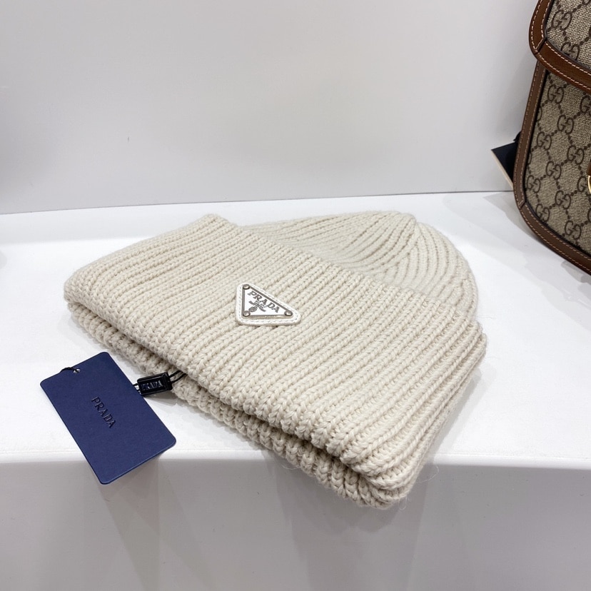 PRADA WOOL AND CASHMERE BEANIE SLIVER CREAM - Image 6