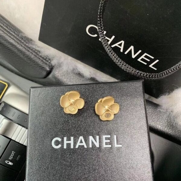 CHANEL FLOWER EARRINGS - Image 2
