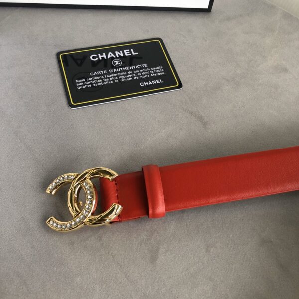 CHANEL LEATHER BELT WITH CC PEARL AND GOLD TONE METAL RED 3CM - Image 3