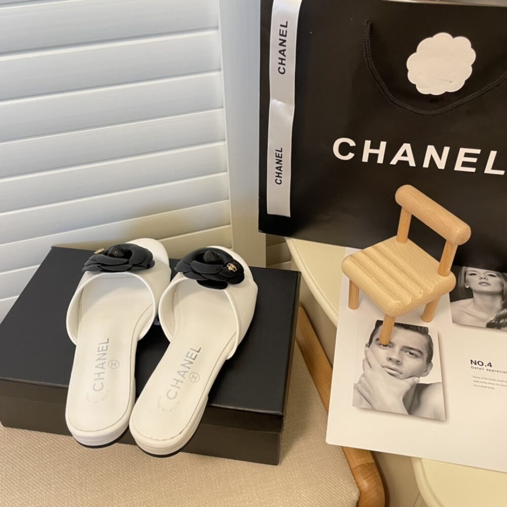 CHANEL BLACK CAMELLIA SLIDES WHITE - Image 7