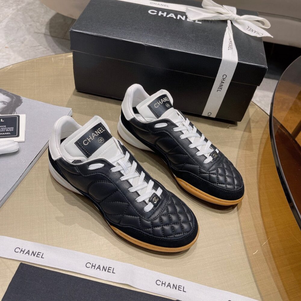 CHANEL SNEAKER SUEDE BLACK - Image 3