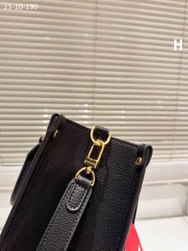 LOUIS VUITTON LOCK GO BAGS BLACK 25CM M22311 - Image 4