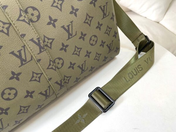 LOUIS VUITTON KEEPALL BANDOULIÈRE 55 BAG GREEN 48CM M23963 - Image 7