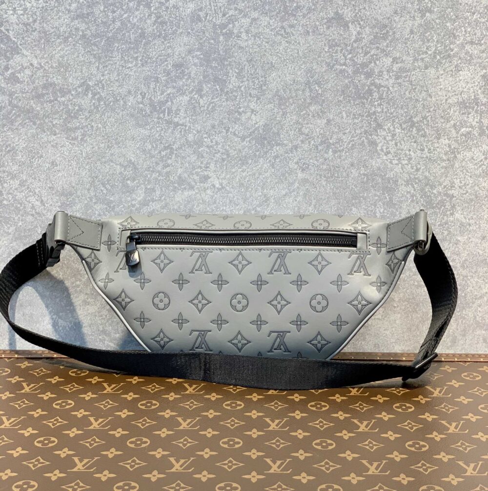 LOUIS VUITTON DISCOVERY BUMBAG GREY 26CM - Image 3