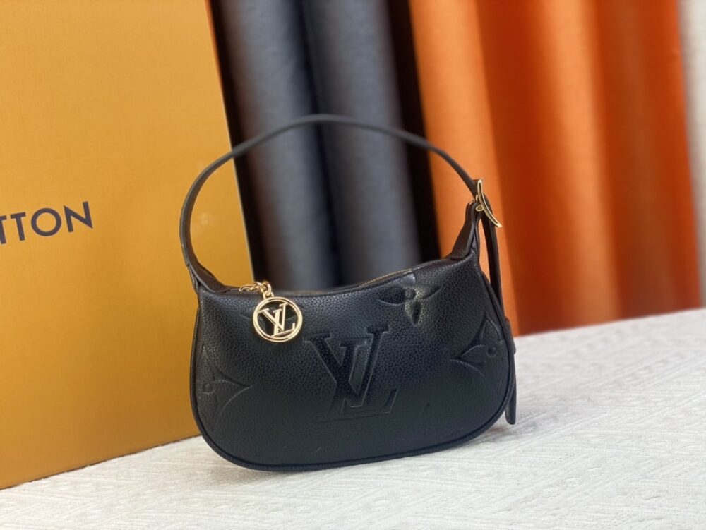 LOUIS VUITTON MINI MOON BLACK 20CM M82391 - Image 2