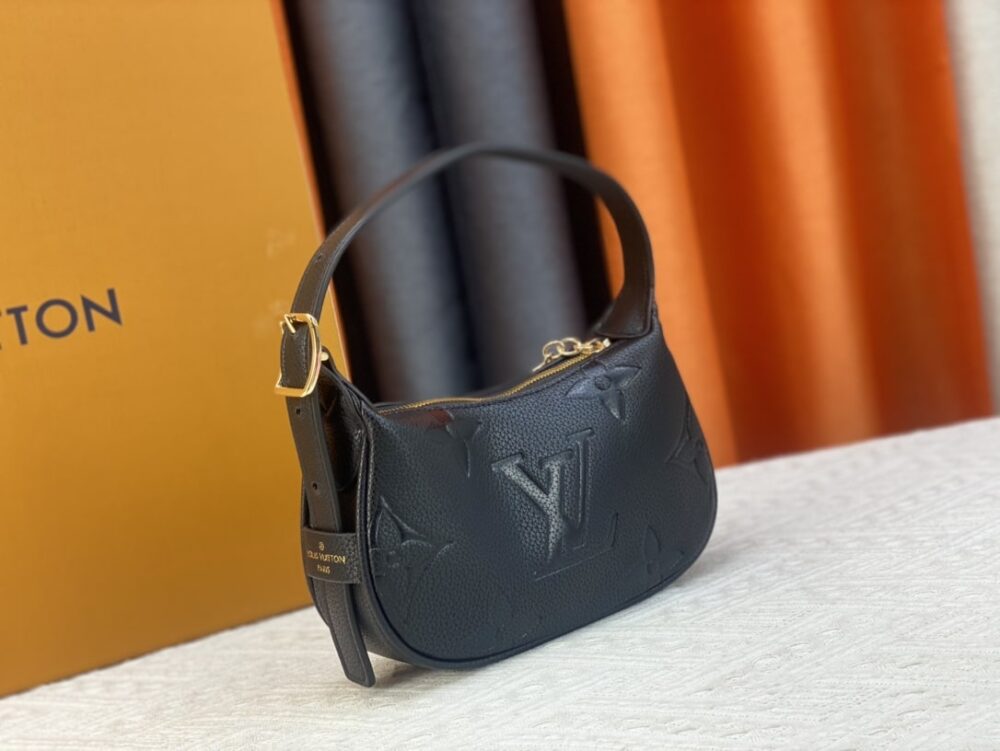 LOUIS VUITTON MINI MOON BLACK 20CM M82391 - Image 5