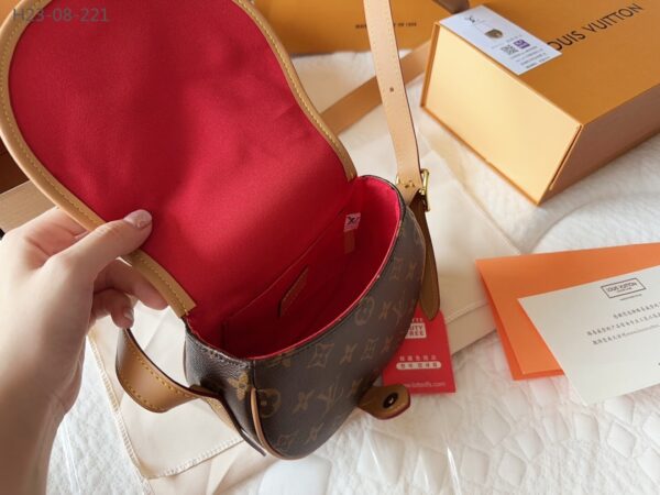 LOUIS VUITTON TAMBOURINE SHOULDER BAG BROWN 18CM M44860 - Image 9