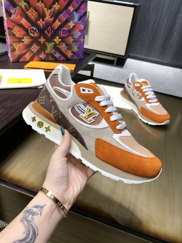 LOUIS VUITTON RUN AWAY SNEAKERS ORANGE 1A8JLX - Image 5