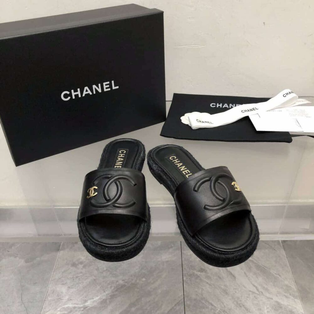 CHANEL BLACK SLIDE CC LOGO - Image 4
