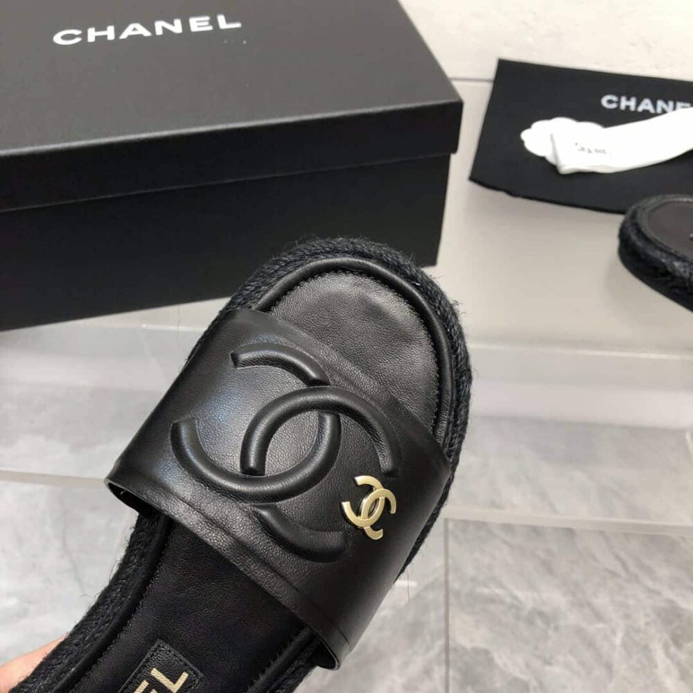 CHANEL BLACK SLIDE CC LOGO - Image 6