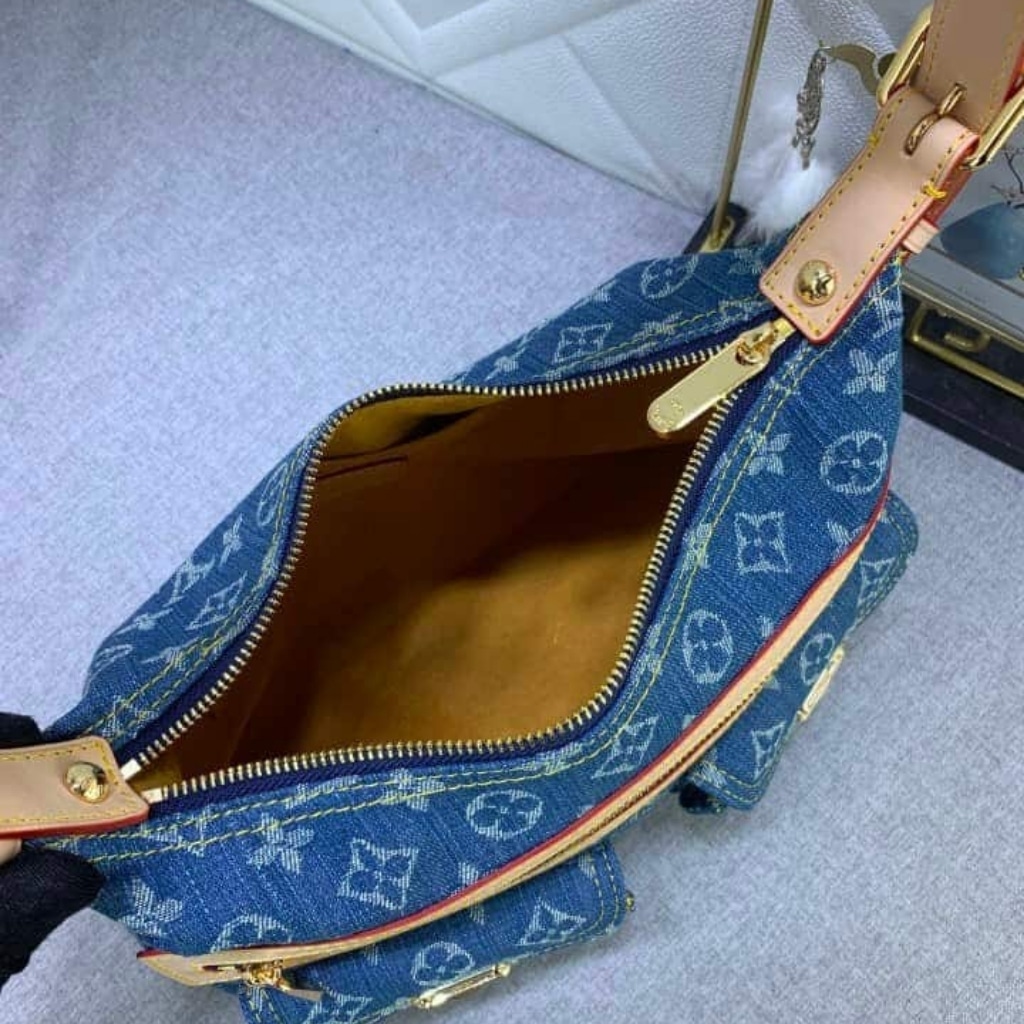 Louis Vuitton Baggy PM Monogram Denim Blue 30Cm M95049 - Image 4