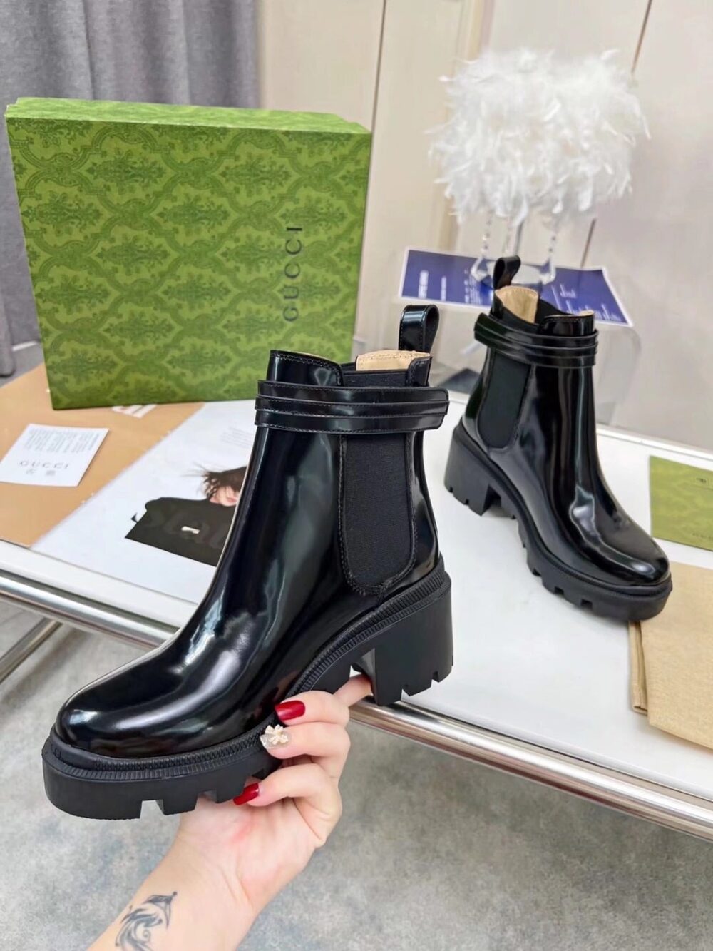GUCCI WOMEN'S ANKLE BOOT WITH LOGO BLACK 730064 AABK6 1000 - Image 5