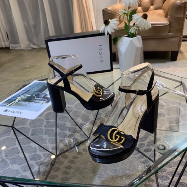 GUCCI GG LEATHER HEELED SANDAL BLACK - Image 2