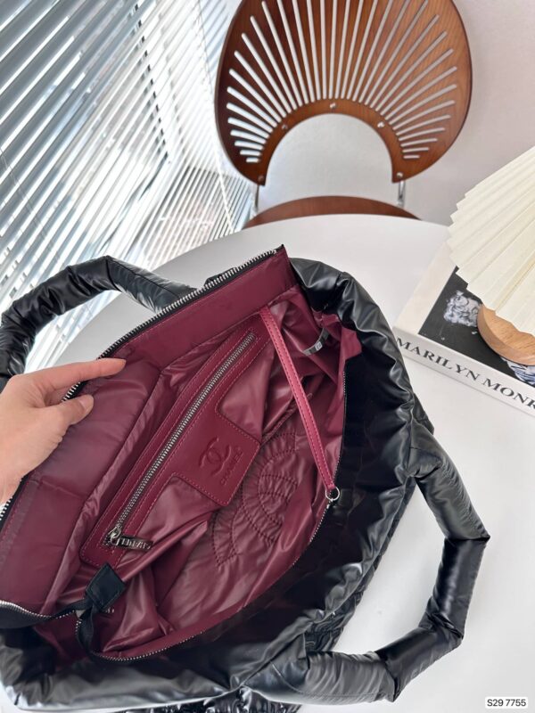 CHANEL NYLON COCO COCOON TOTE BAG BLACK 35CM - Image 2