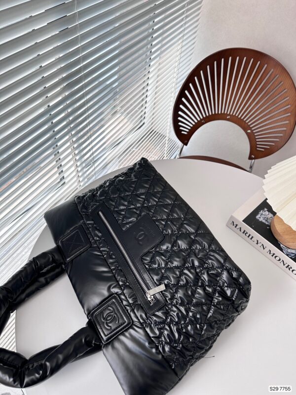 CHANEL NYLON COCO COCOON TOTE BAG BLACK 35CM - Image 9