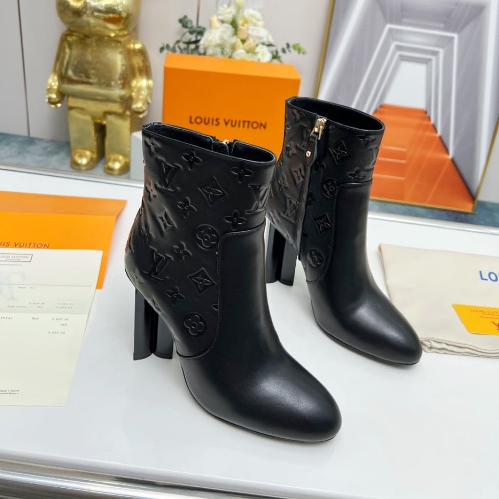 Louis Vuitton Silhouette Ankle Boot Black 1Abp9J - Image 5