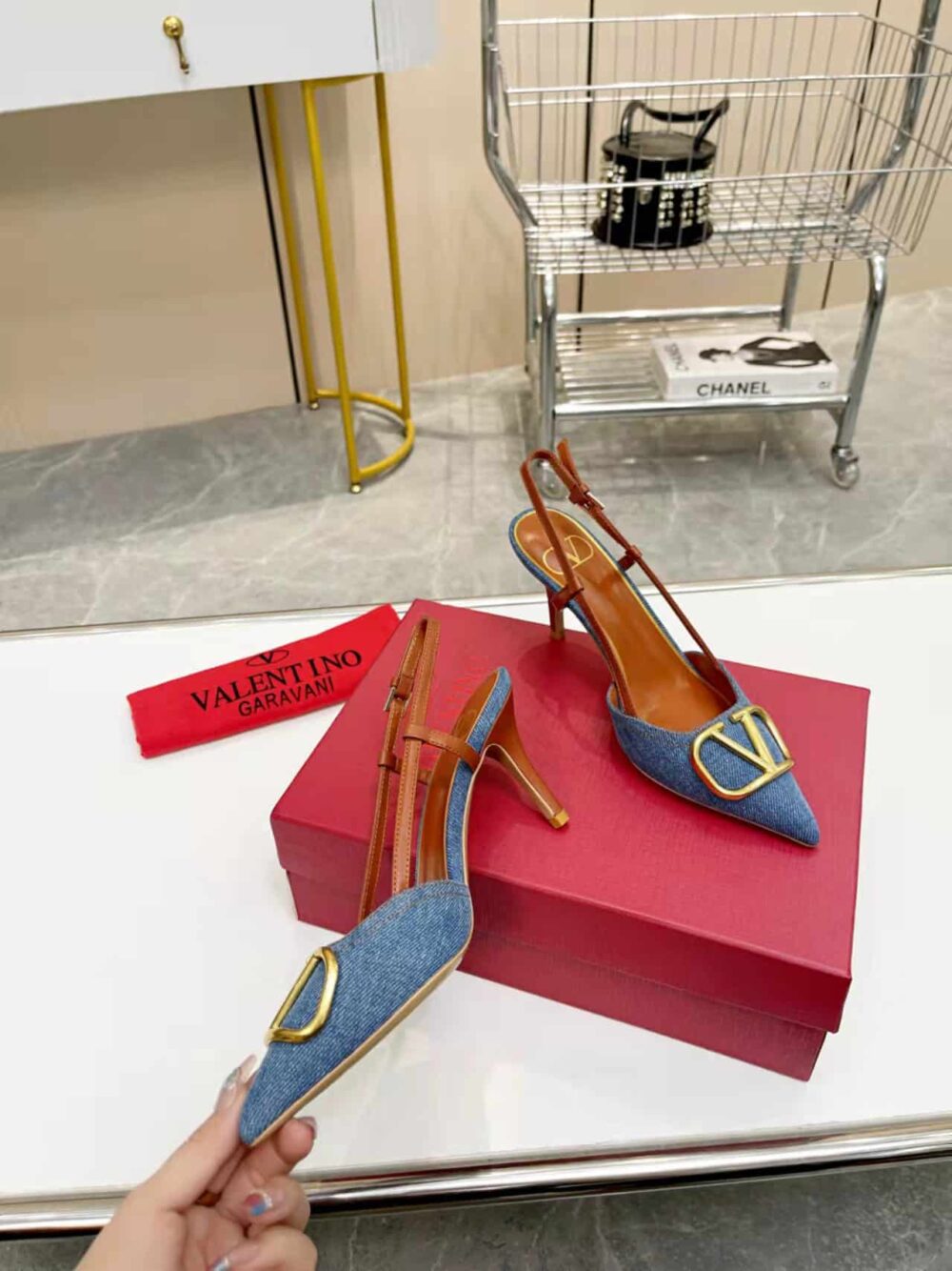 VALENTINO GARAVANI VLOGO DENIM SLINGBACK PUMPS DENIM - Image 2