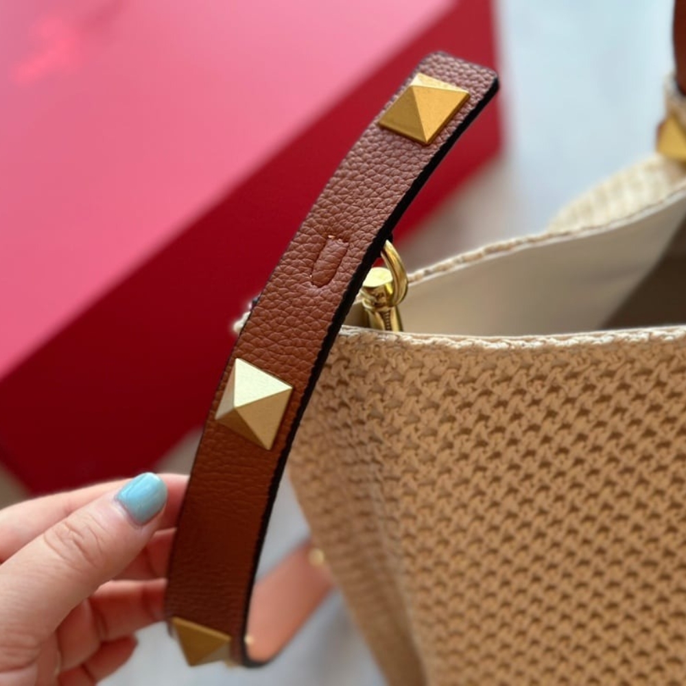 Valentino Garavani Medium Straw Summer Tote Beige 35Cm 7W2B0K39YCE D84 - Image 7