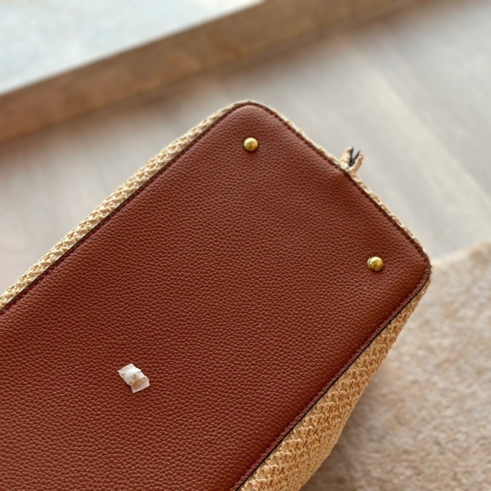 Valentino Garavani Medium Straw Summer Tote Beige 35Cm 7W2B0K39YCE D84 - Image 9