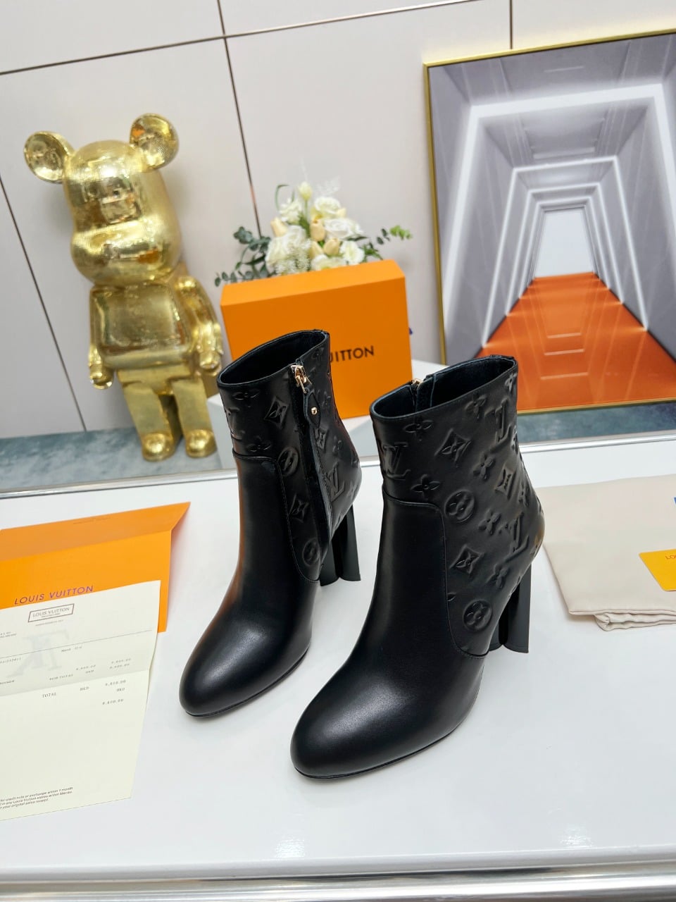 LOUIS VUITTON SILHOUETTE ANKLE BOOT BLACK 1ABP9J - Image 7