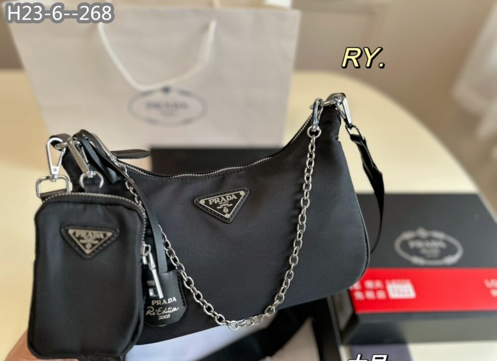PRADA RE EDITION 2005 RE NYLON BAG BLACK 26CM - Image 5