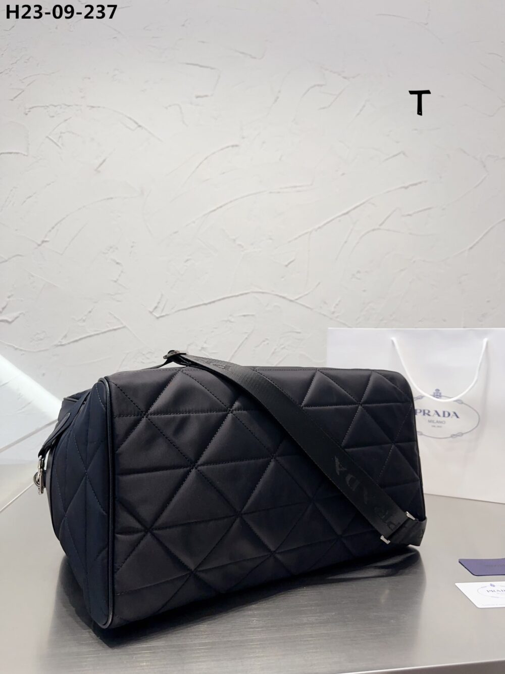 PRADA QUILTED RE NYLON TRAVEL BAG BLACK 43CM 2VA0092DGWF0002VOOO - Image 7