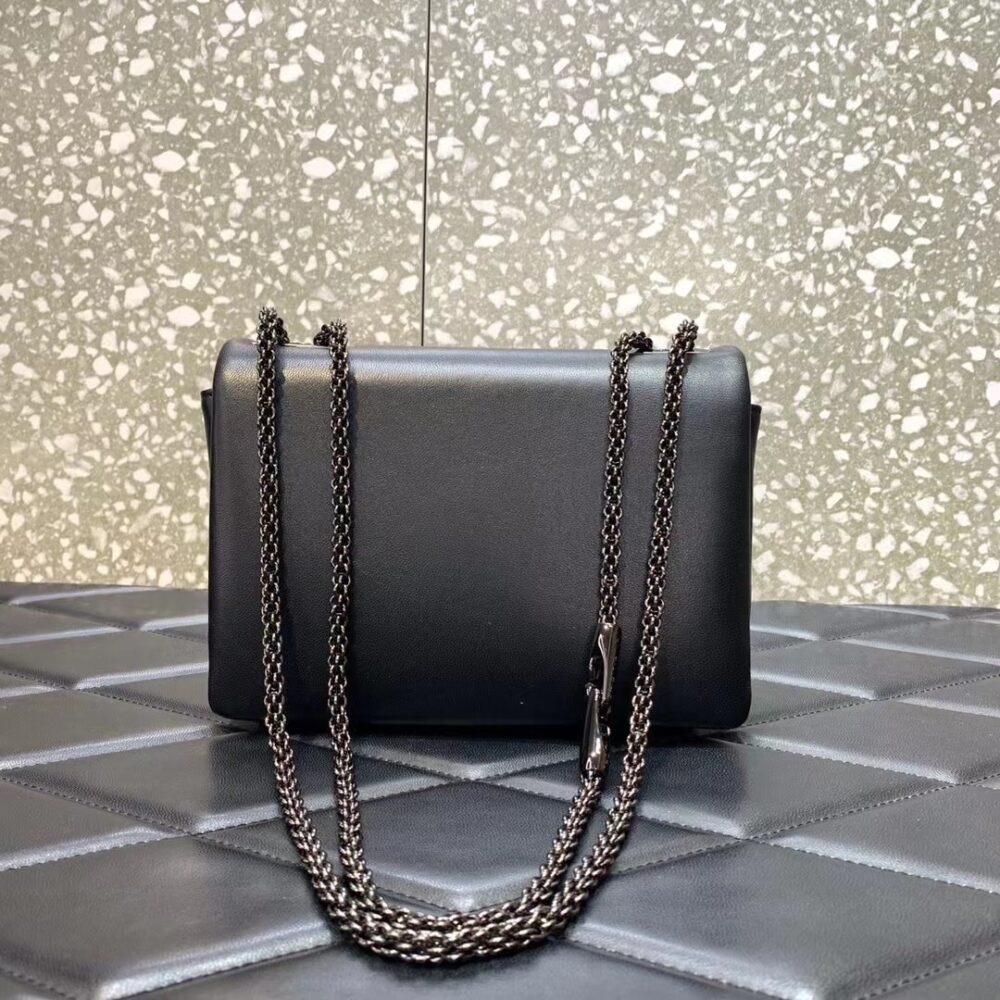 VALENTINO SMALL ONE STUD NAPPA HANDBAG WITH CHAIN AND TONE ON TONE STUD BLACK 19CM 1W2B0K21UZR 0NO - Image 3