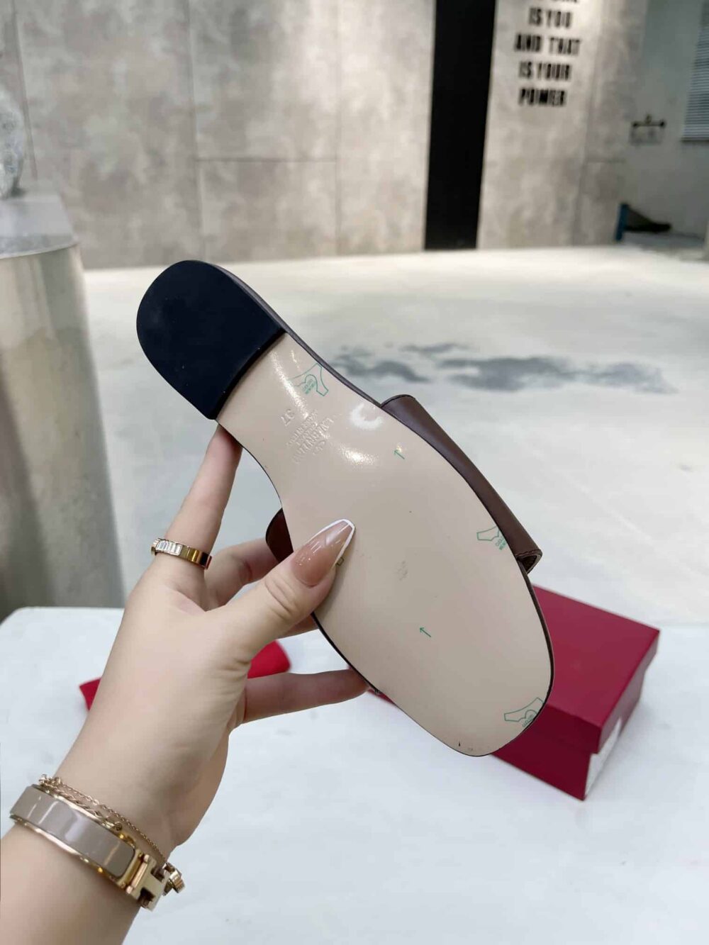 VALENTINO GARAVANI VLOGO SIGNATURE SLIDE SANDAL BROWN - Image 2