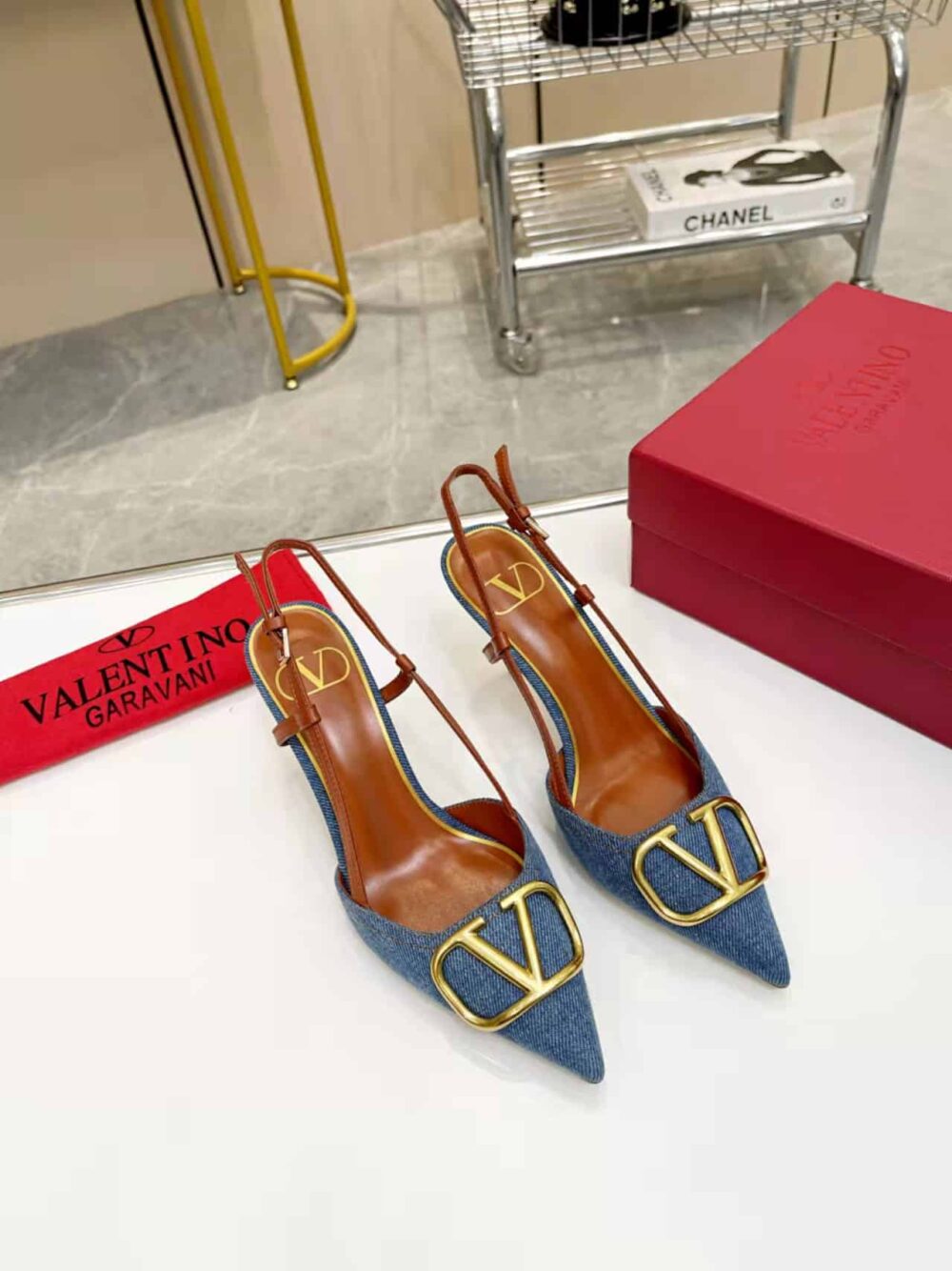 VALENTINO GARAVANI VLOGO DENIM SLINGBACK PUMPS DENIM - Image 5