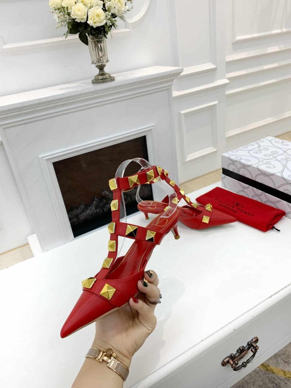 VALENTINO GARAVANI ROMAN STUD KITTEN HEEL PUMPS RED - Image 6